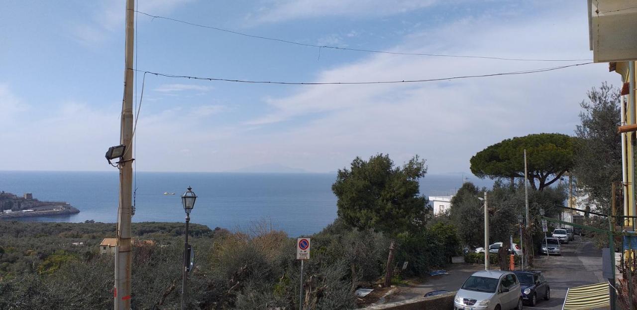 Apartment Regina Giovanna Sorrento Eksteriør bilde