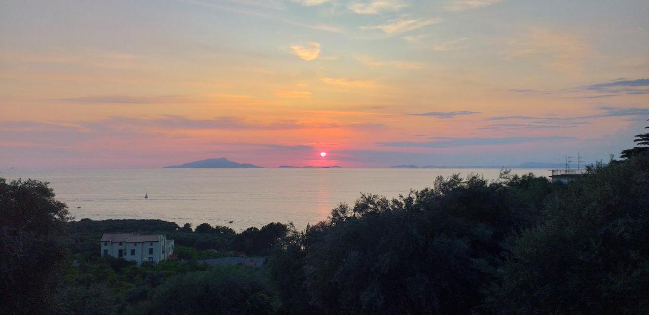 Apartment Regina Giovanna Sorrento Eksteriør bilde